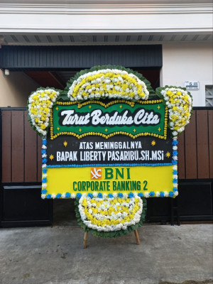 Papan Bunga Duka di Slawi