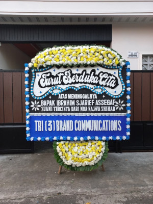 Papan Bunga Duka di Slawi
